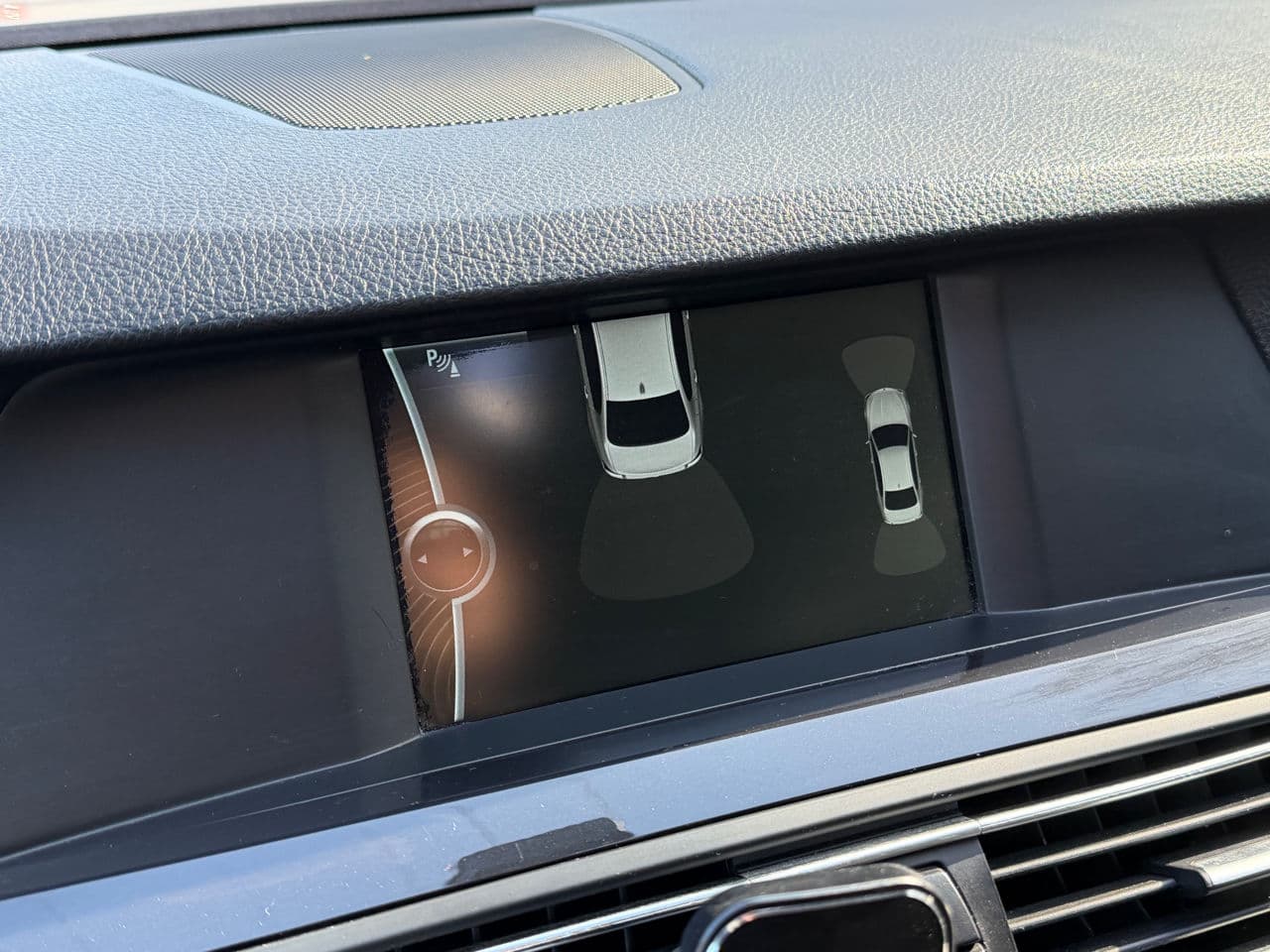 BMW 520 2012 — Миниатюра 11
