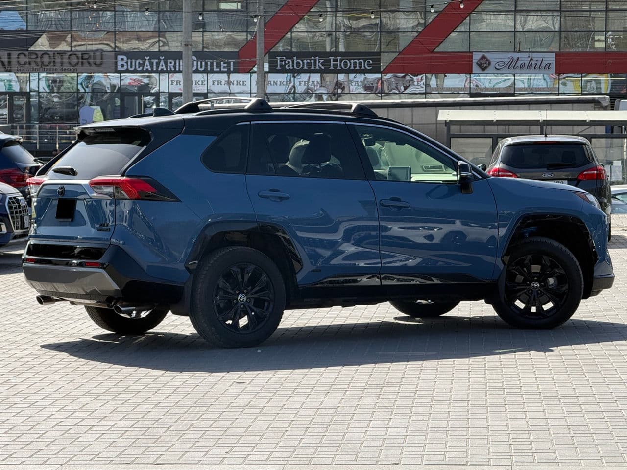 Toyota Rav-4 2022 — Миниатюра 3