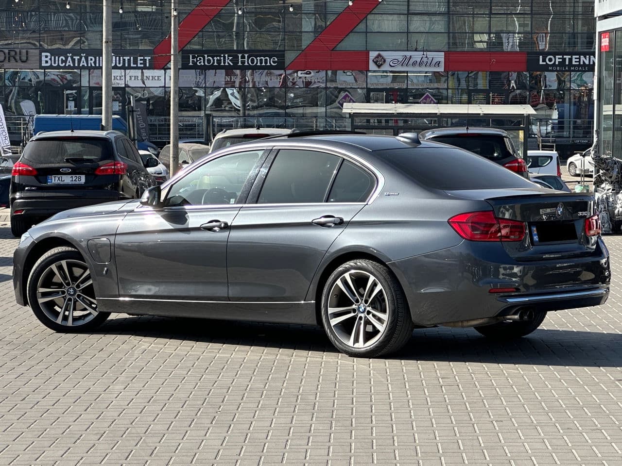 BMW 330E 2017 — Миниатюра 4