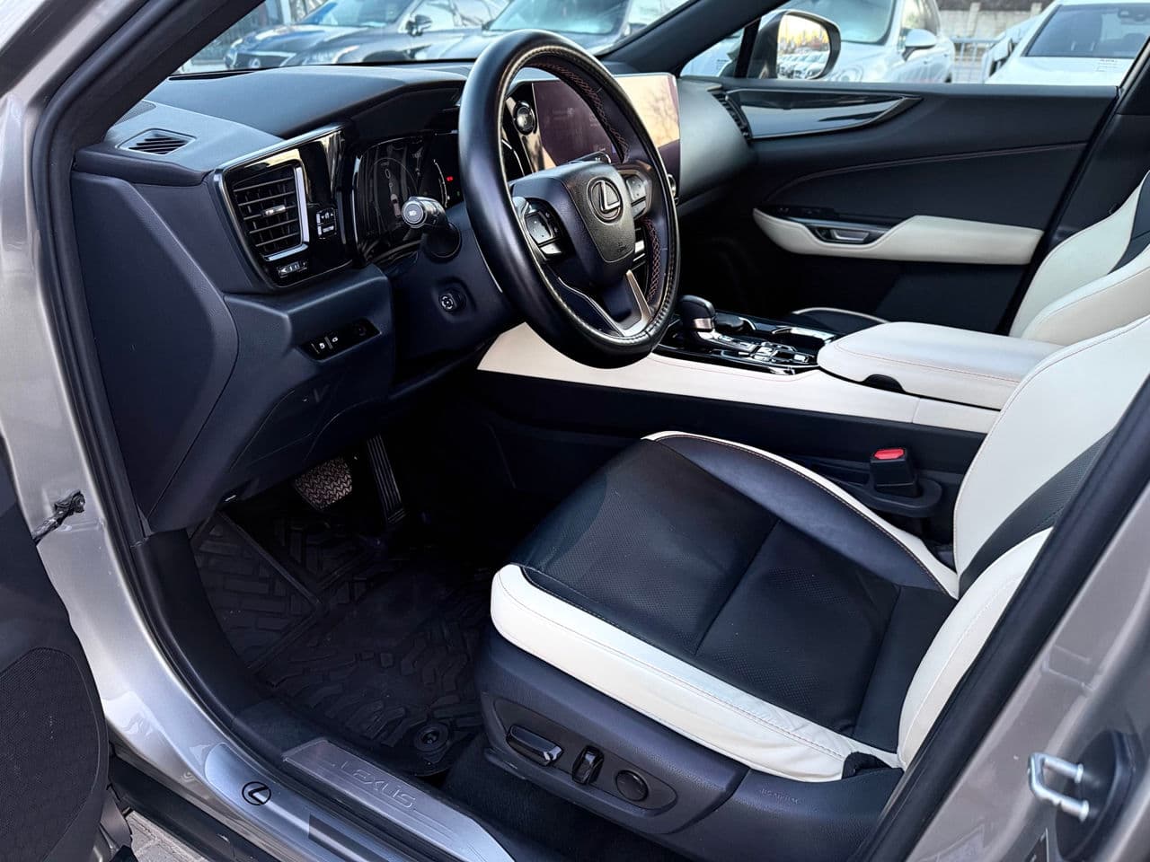Lexus NX 350H 2022 — Миниатюра 7