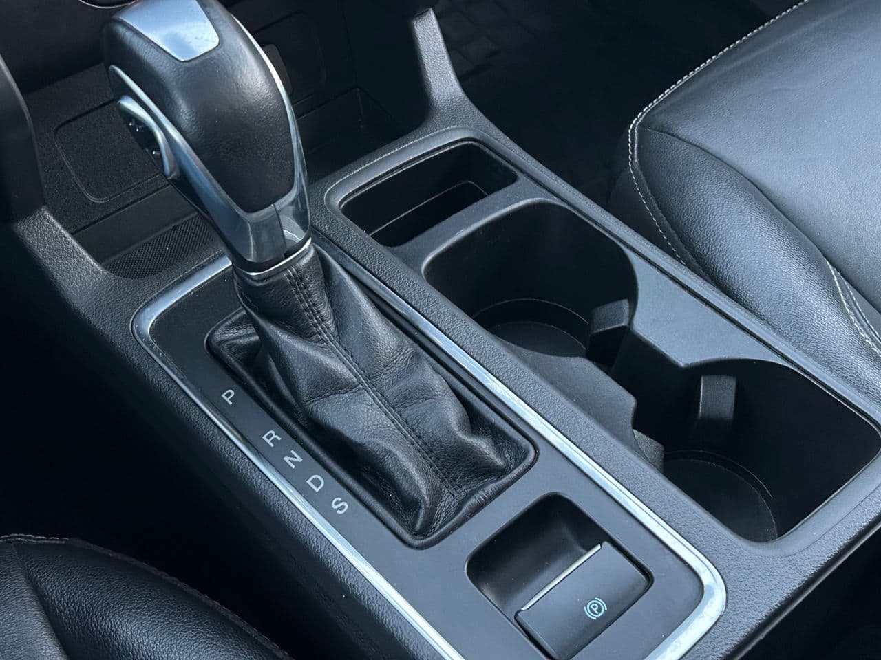 Ford Escape 2018 — Миниатюра 15