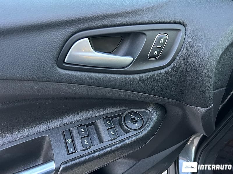 Ford Escape 2018 — Миниатюра 6