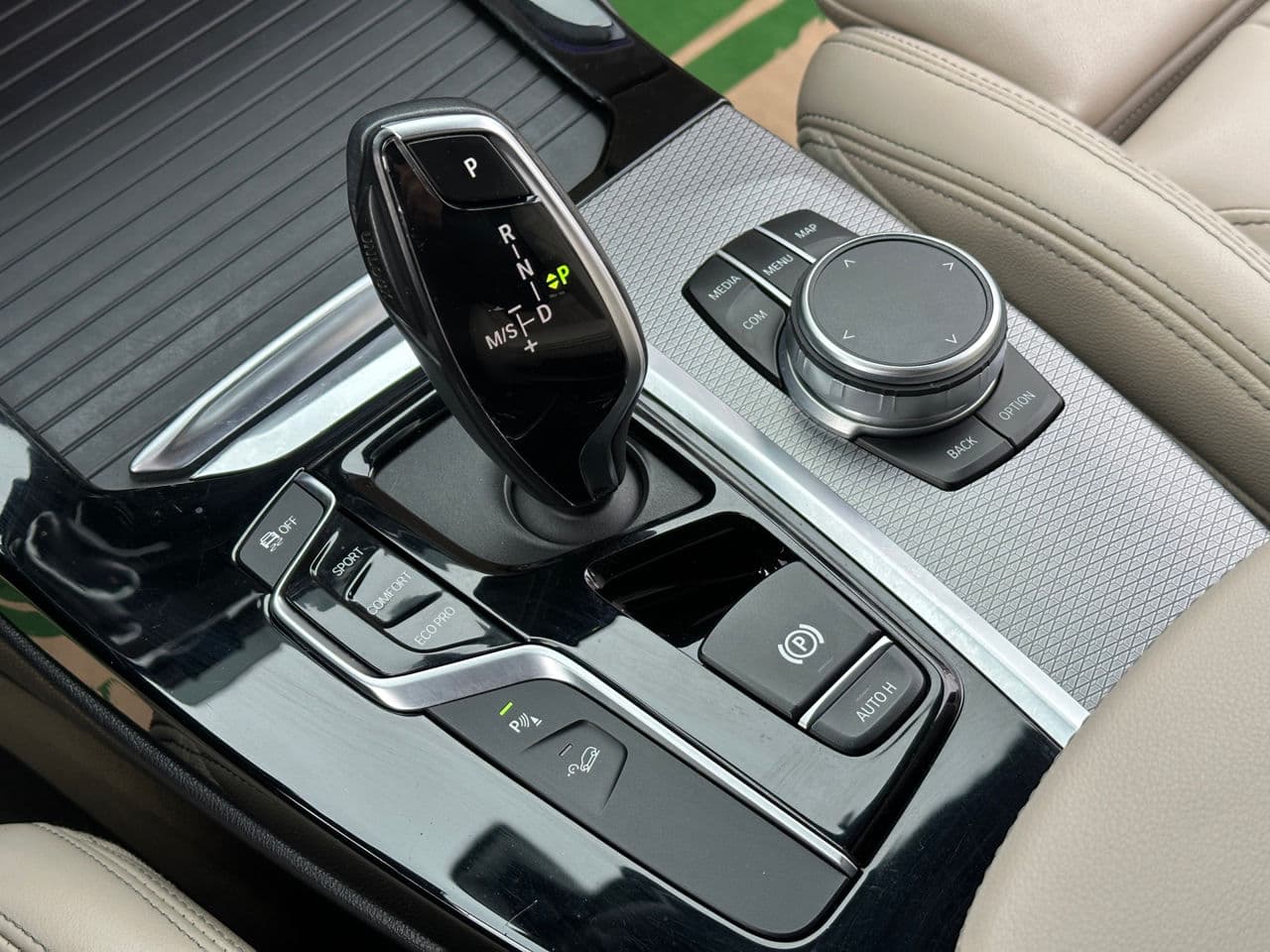 BMW X3 3.0i 2020 — Миниатюра 12