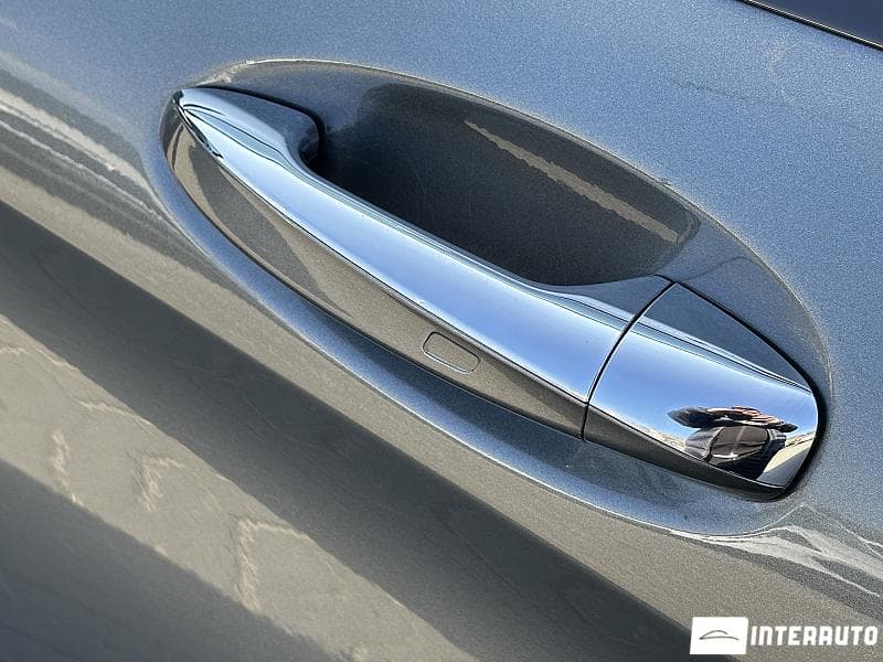 Mercedes C 300 2019 — Миниатюра 17