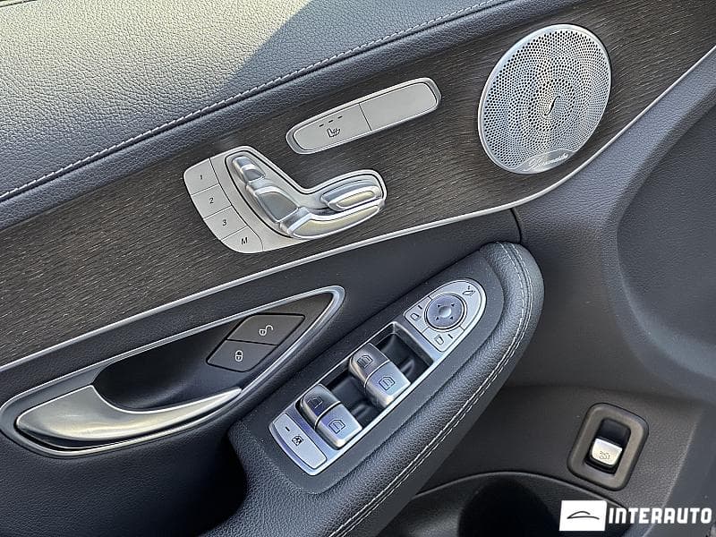 Mercedes C 300 2019 — Миниатюра 19