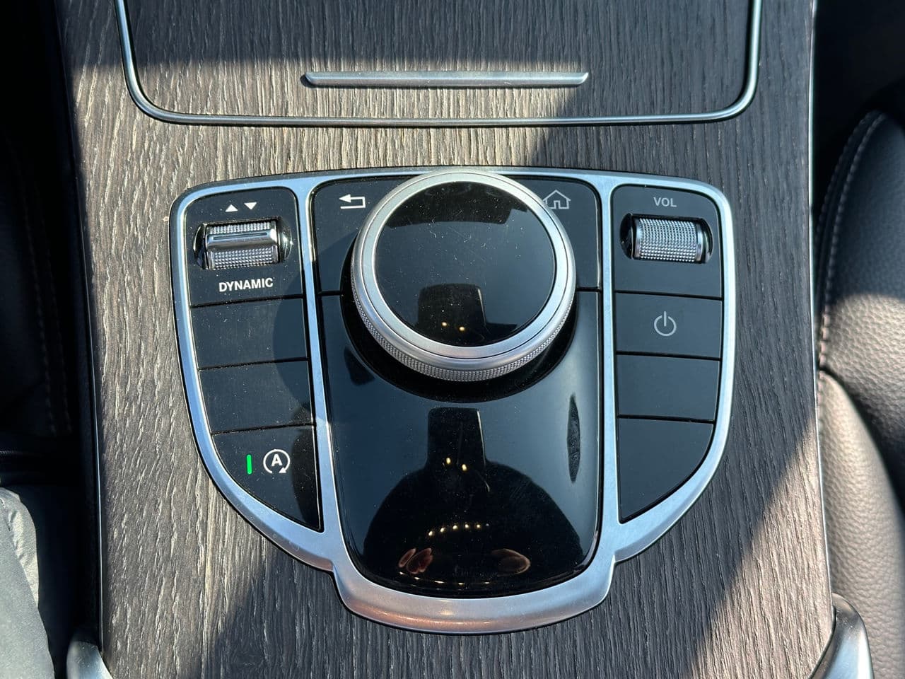 Mercedes C 300 2019 — Миниатюра 11