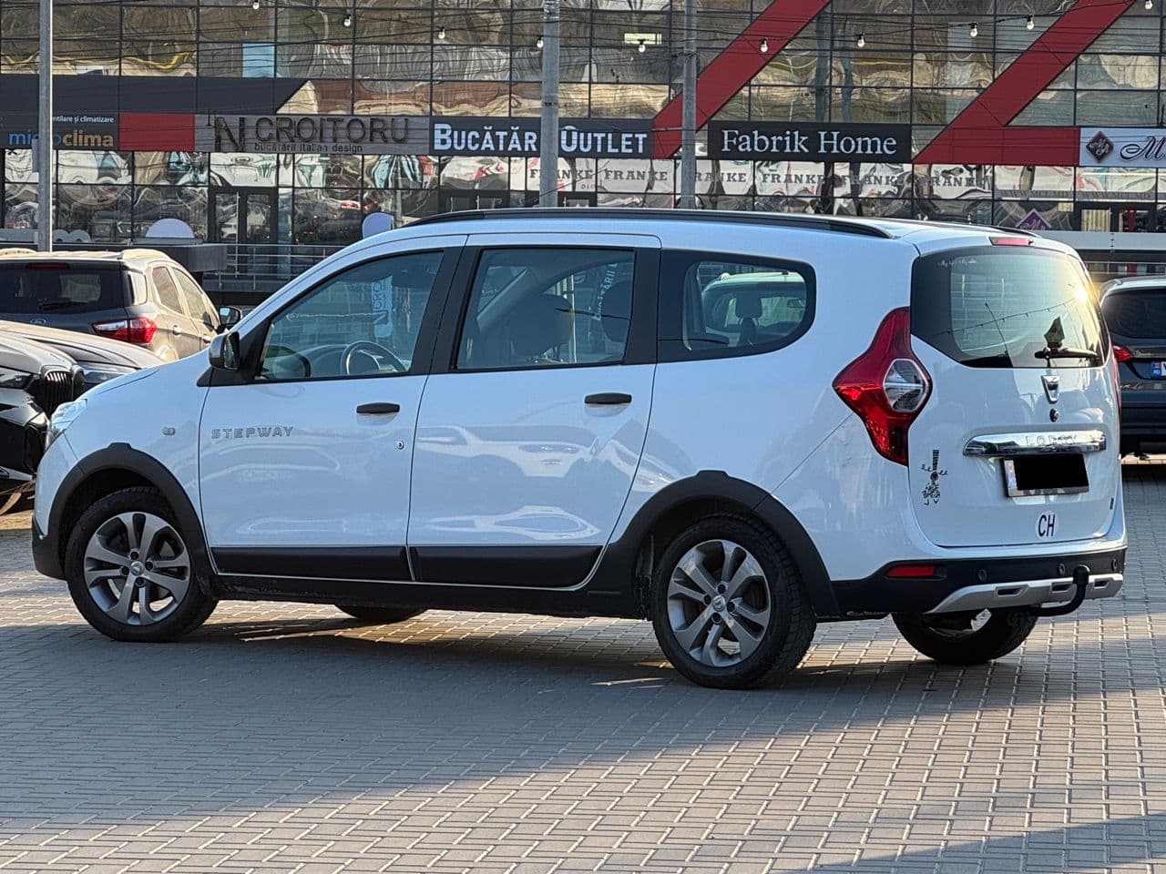 Dacia Lodgy Stepway 2016 — Миниатюра 4