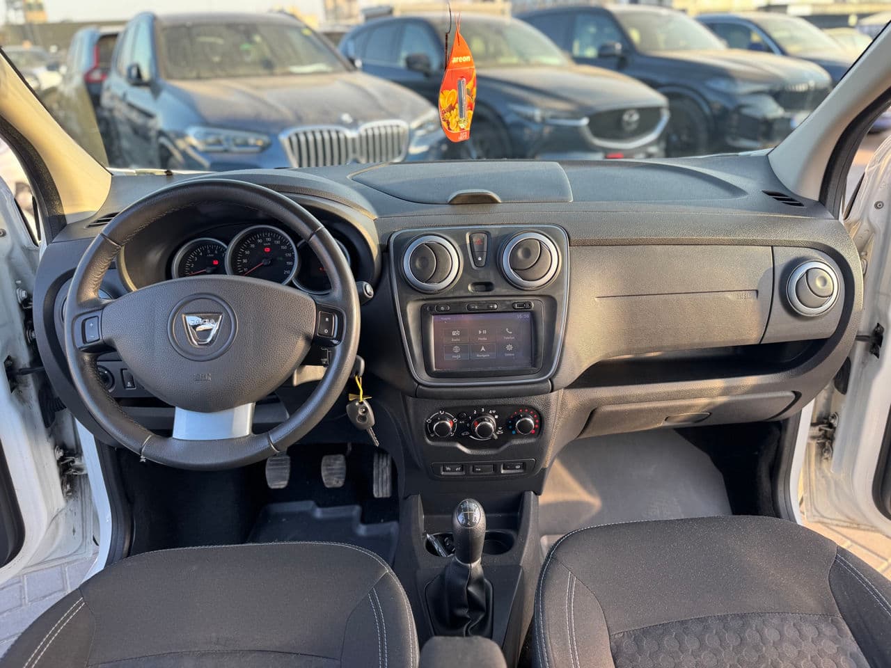 Dacia Lodgy Stepway 2016 — Миниатюра 6