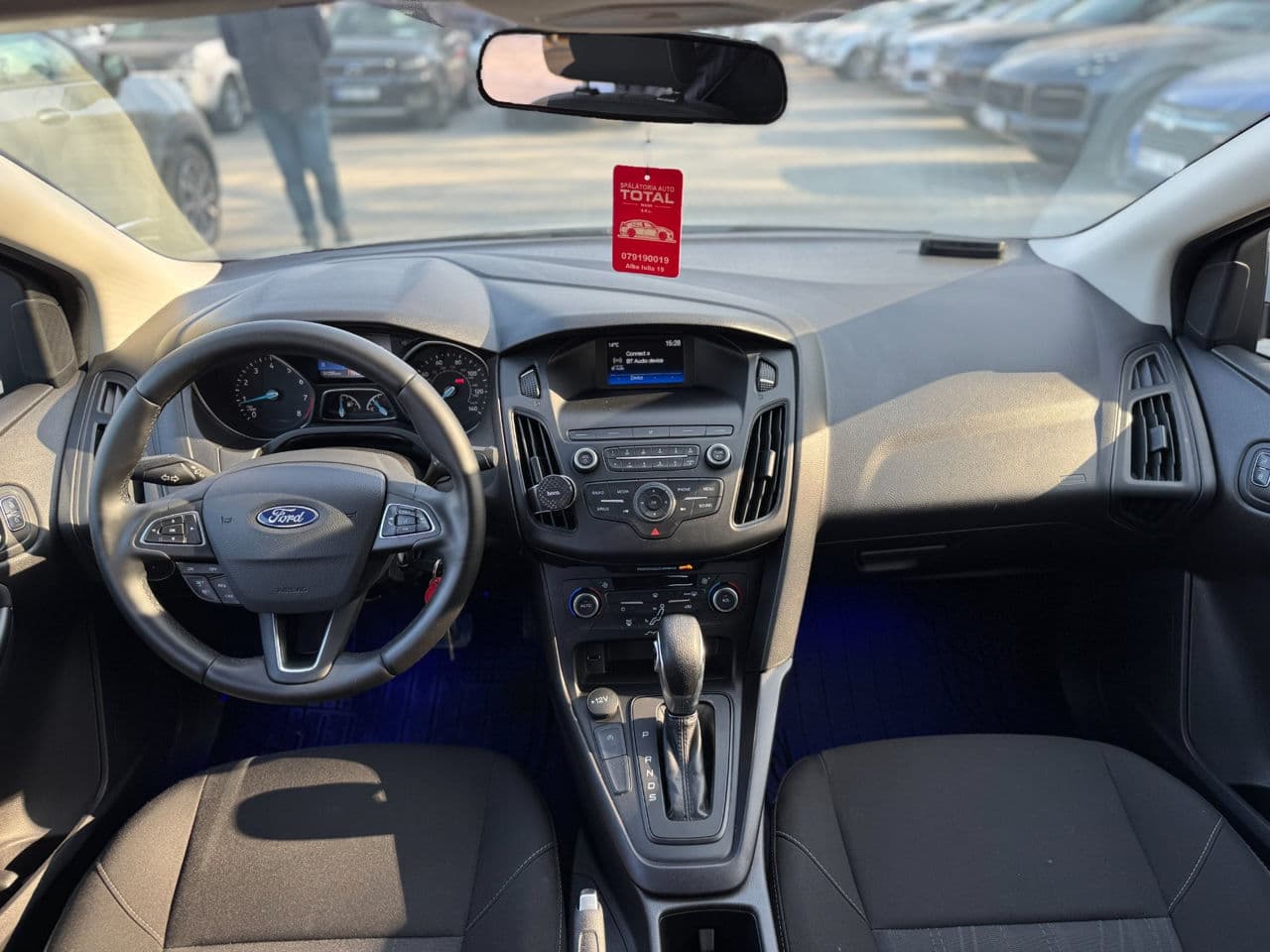 2017 Ford Focus — Miniatură 8