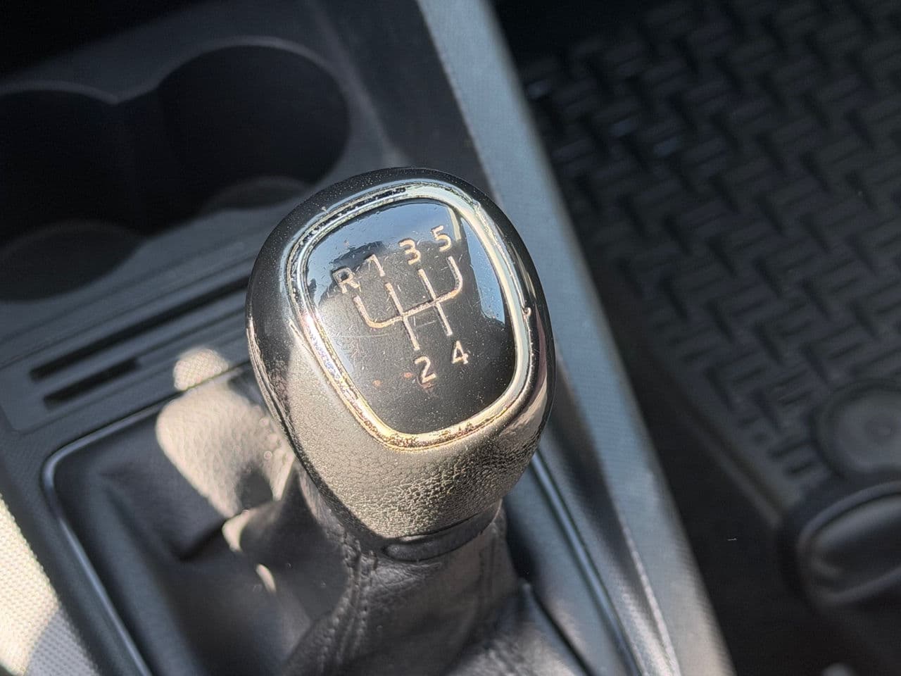 Skoda Fabia 2015 — Миниатюра 11