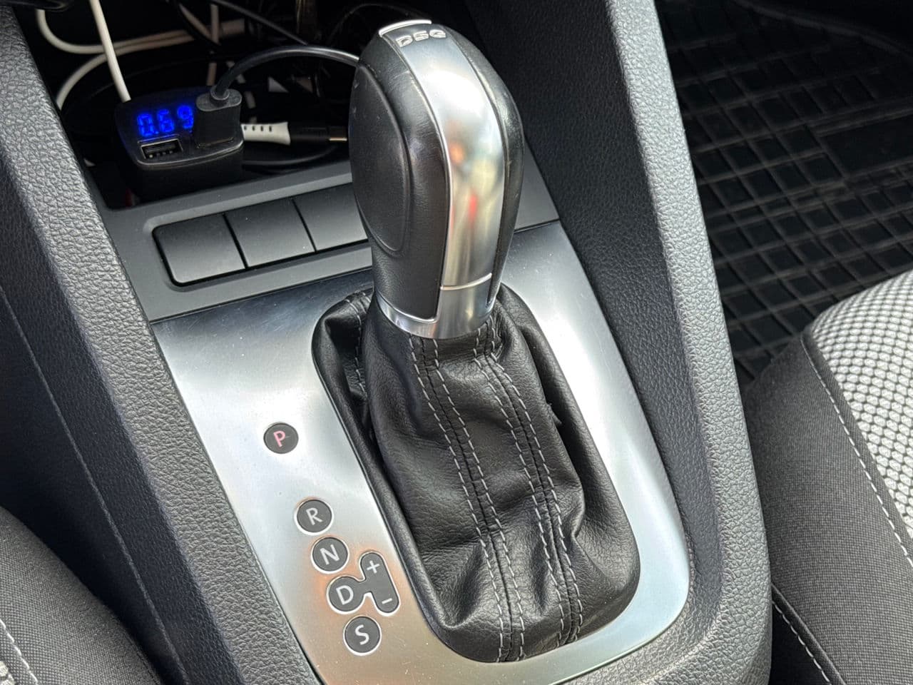 Volkswagen Jetta 2013 — Миниатюра 12