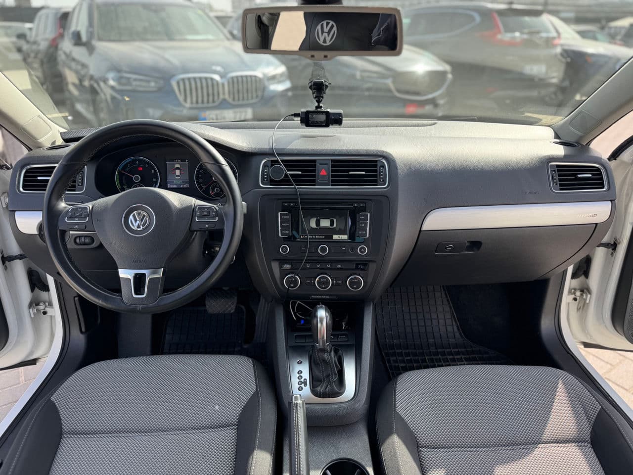 Volkswagen Jetta 2013 — Миниатюра 6