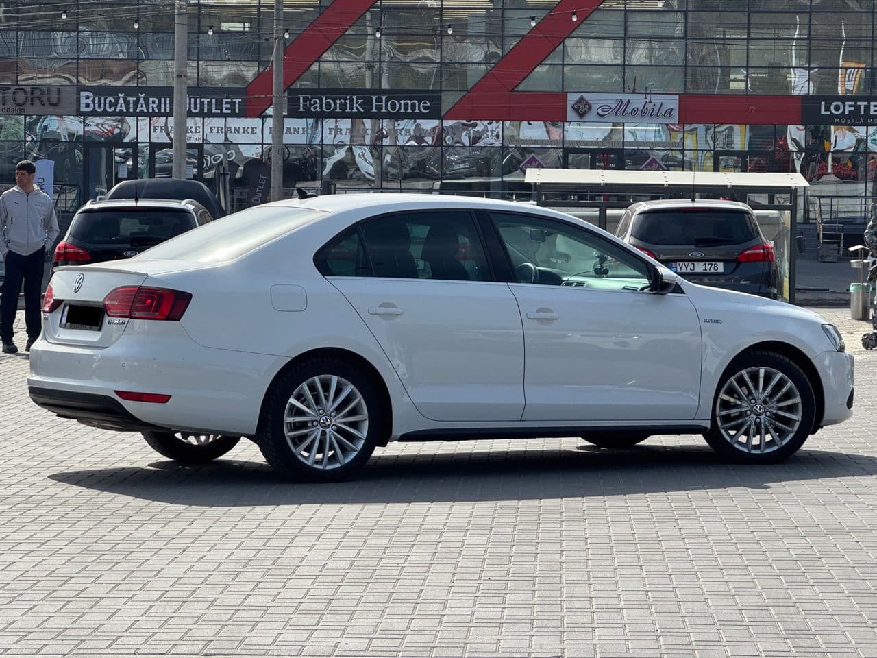 Volkswagen Jetta 2013 — Миниатюра 3