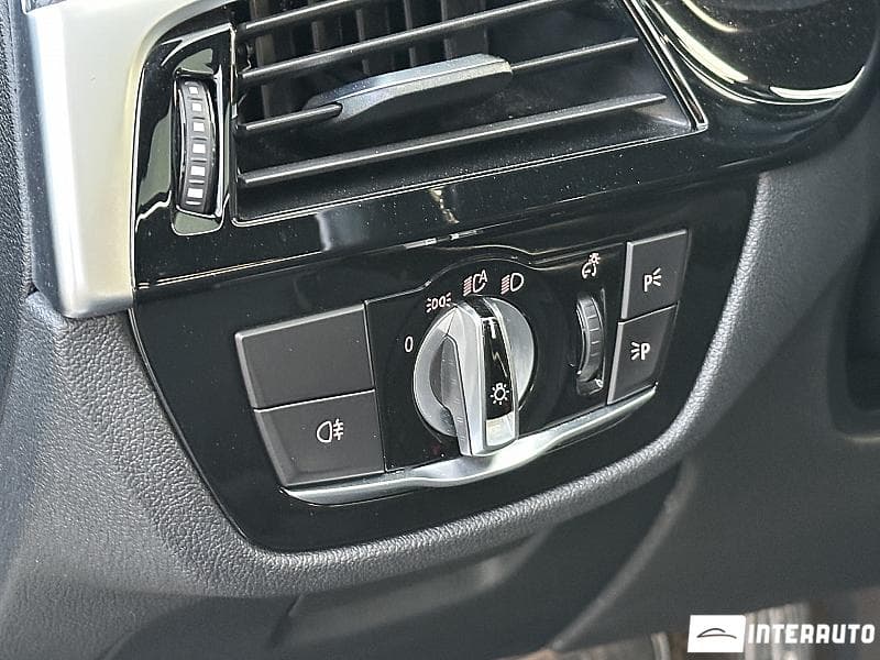 2021 BMW 520 — Miniatură 18