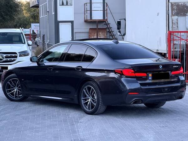 2021 BMW 520 — Miniatură 4