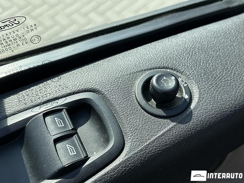 Ford Transit 2015 — Миниатюра 15