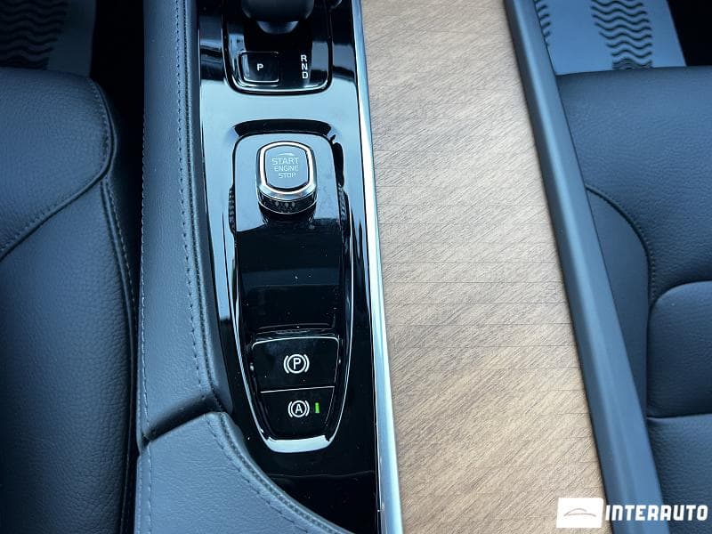 Volvo XC 90 2024 — Миниатюра 15