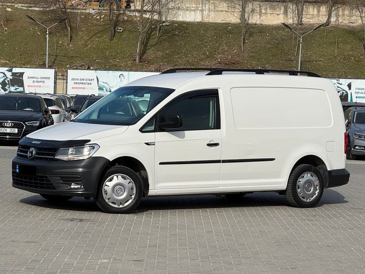 Volkswagen Caddy Maxi 2018 — Миниатюра 2