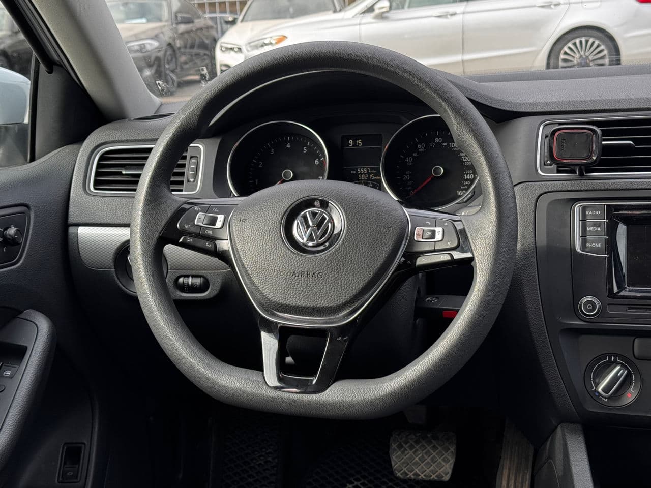 Volkswagen Jetta 2016 — Миниатюра 7