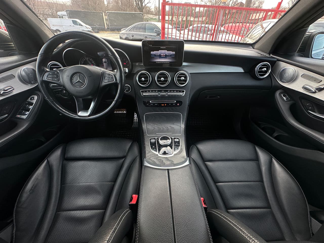 Mercedes GLC 300 2019 — Миниатюра 8