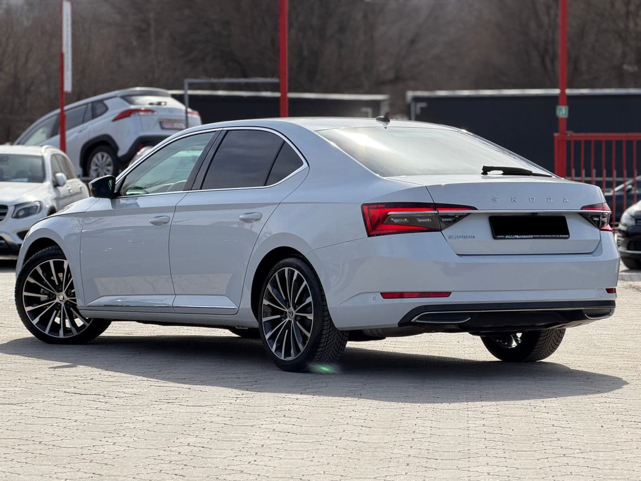 Skoda Superb 2021 — Миниатюра 3