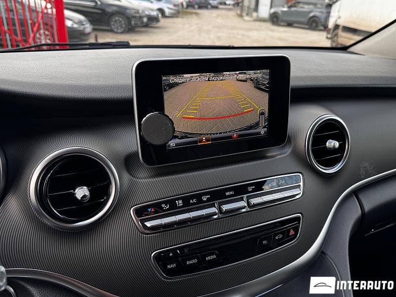 Mercedes V 220 2017 — Миниатюра 9