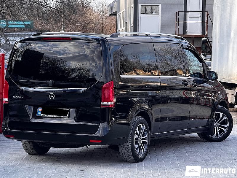 Mercedes V 220 2017 — Миниатюра 3