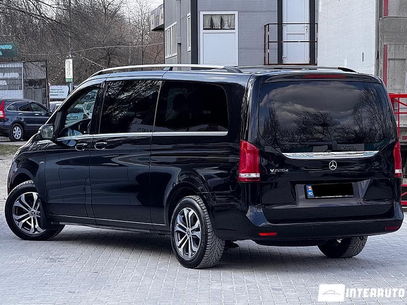 Mercedes V 220 2017 — Миниатюра 2