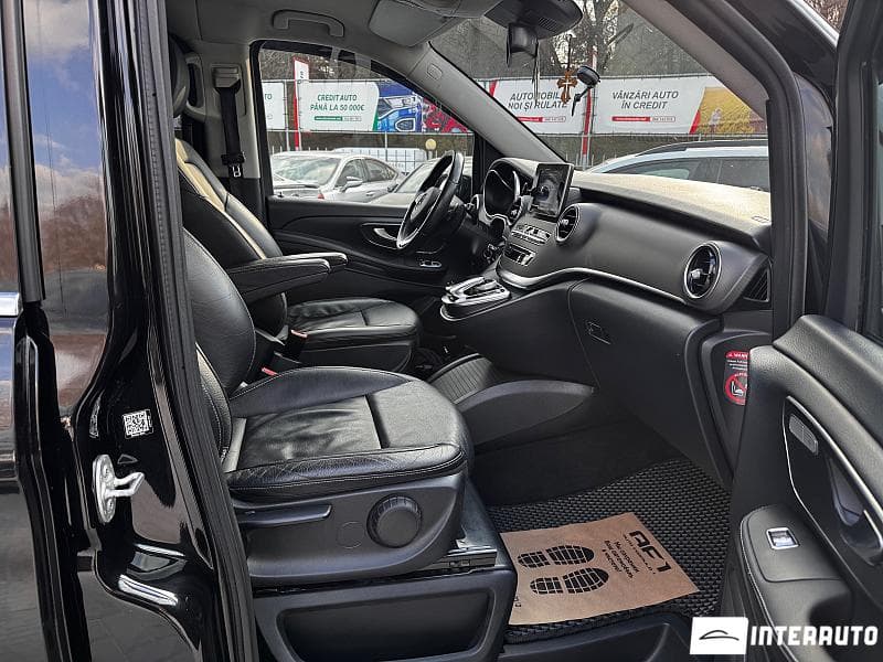 Mercedes V 220 2017 — Миниатюра 6