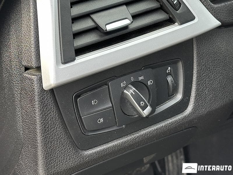 BMW 318 2017 — Миниатюра 17