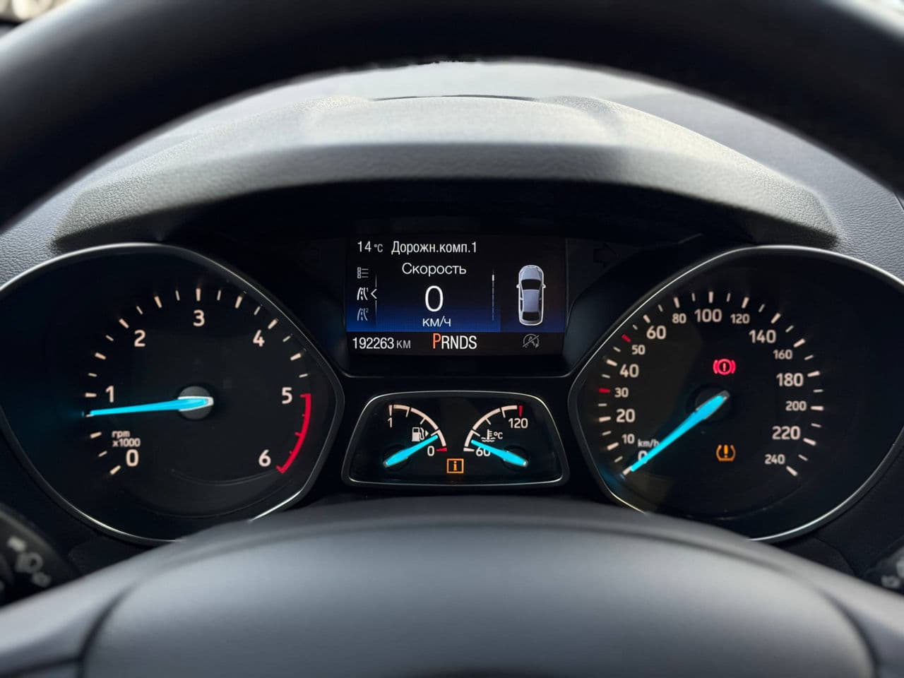 Ford Kuga 2017 — Миниатюра 8