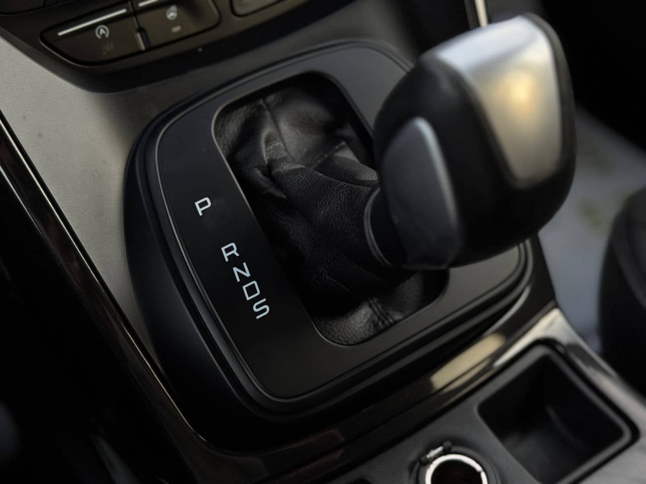 Ford Kuga 2017 — Миниатюра 12