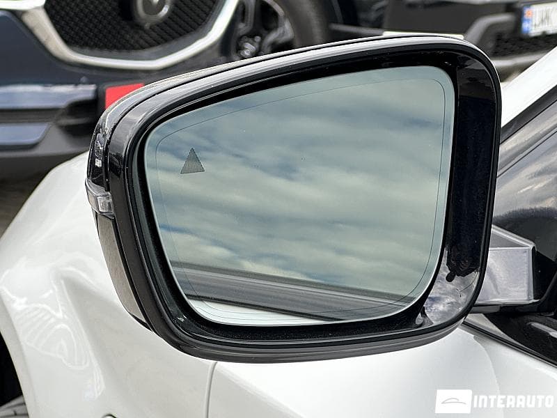 BMW 530e 2019 — Миниатюра 17