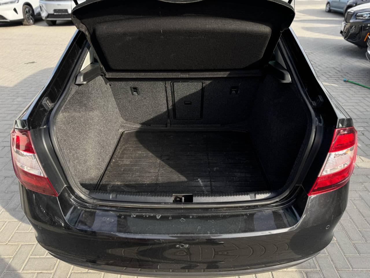 Skoda Rapid 2015 — Миниатюра 17