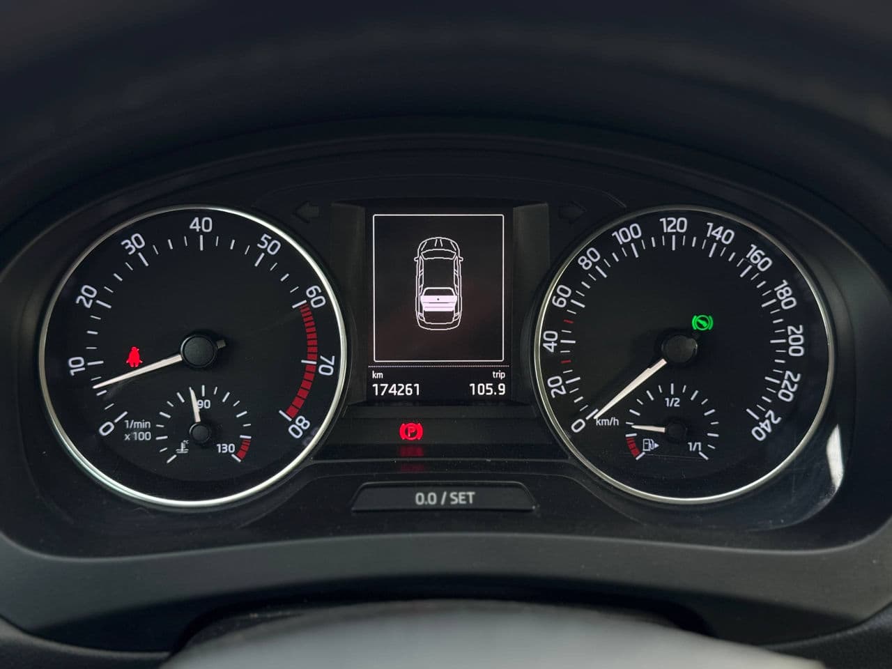 Skoda Rapid 2015 — Миниатюра 8