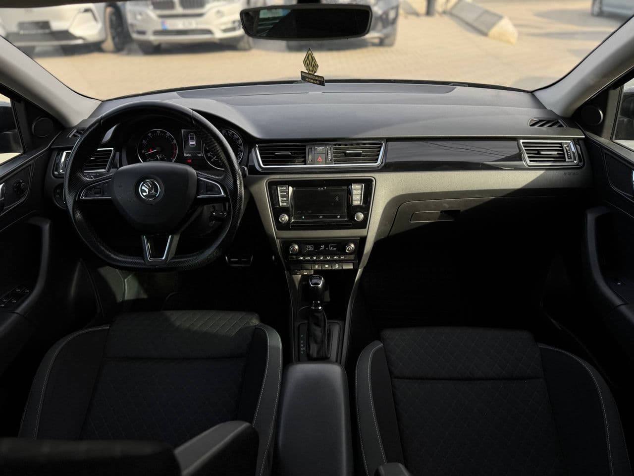 Skoda Rapid 2015 — Миниатюра 6
