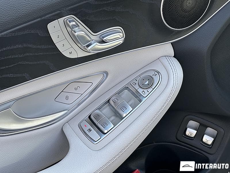 Mercedes C 350e 2017 — Миниатюра 18