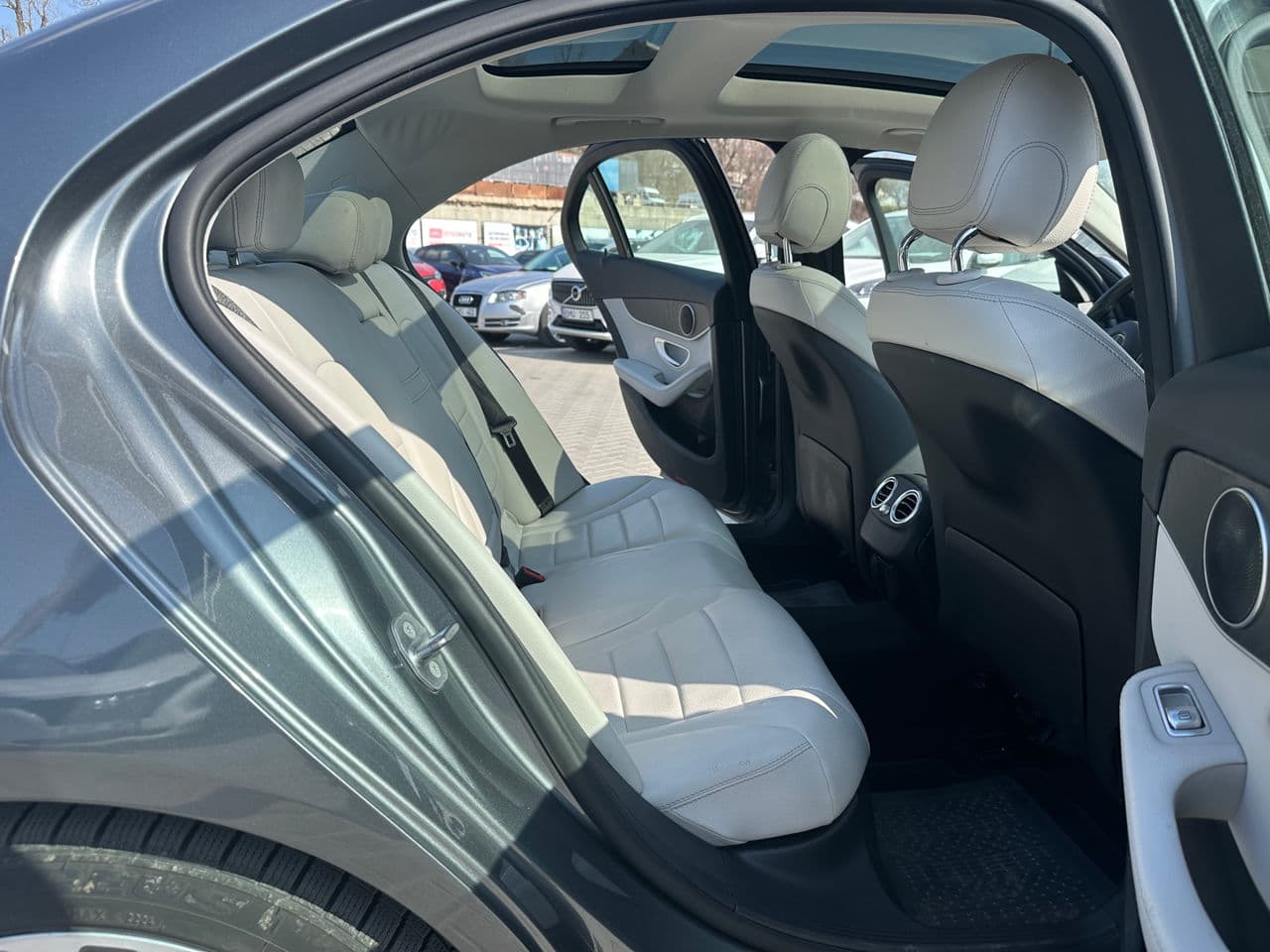 Mercedes C 350e 2017 — Миниатюра 14