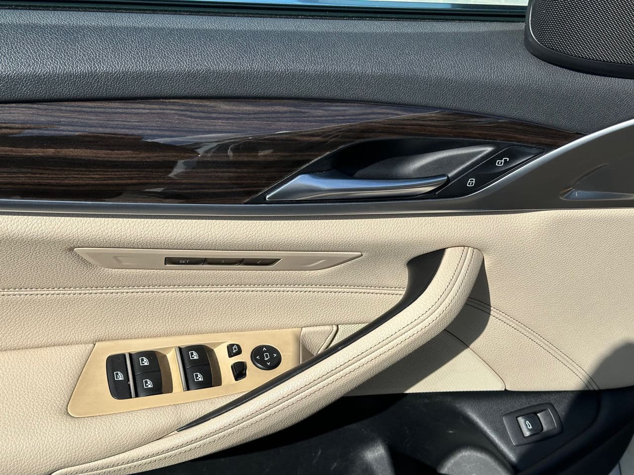 BMW 530 2019 — Миниатюра 12