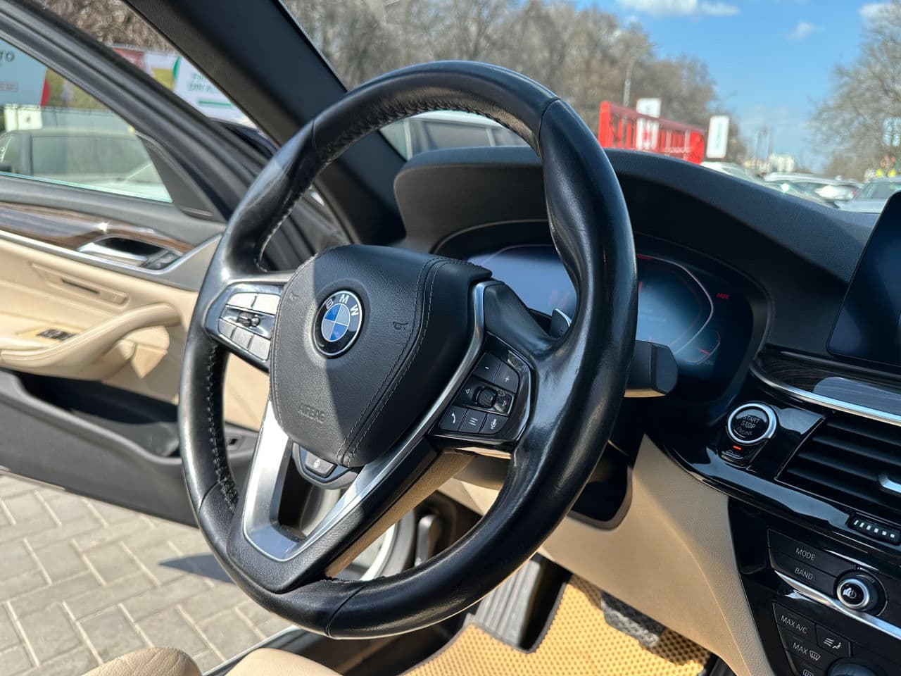 BMW 530 2019 — Миниатюра 8