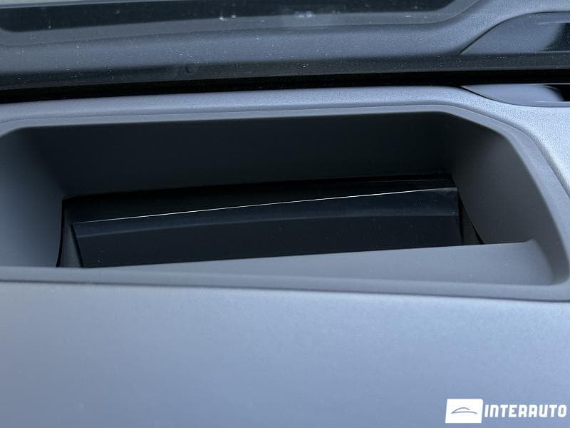 BMW 740 2018 — Миниатюра 13