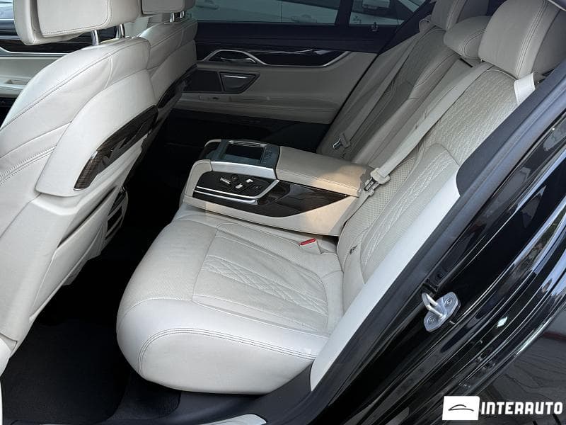 BMW 740 2018 — Миниатюра 22