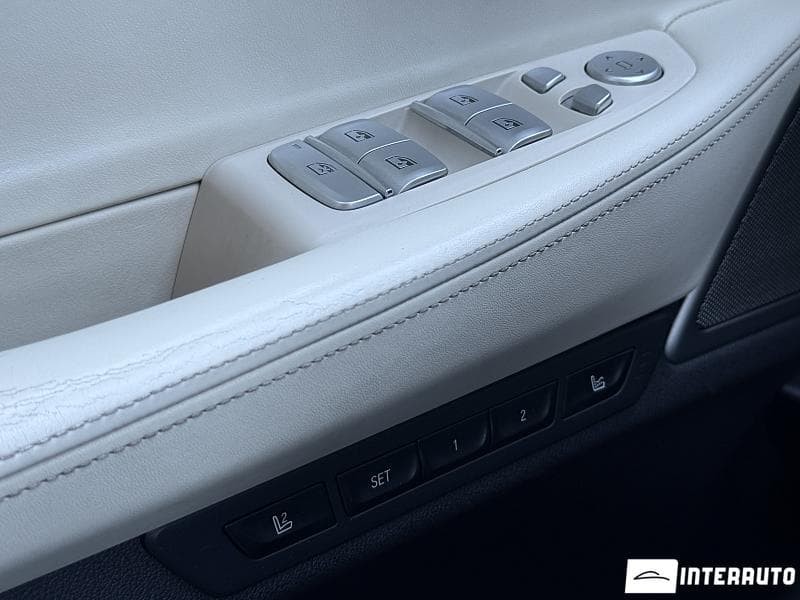 BMW 740 2018 — Миниатюра 8