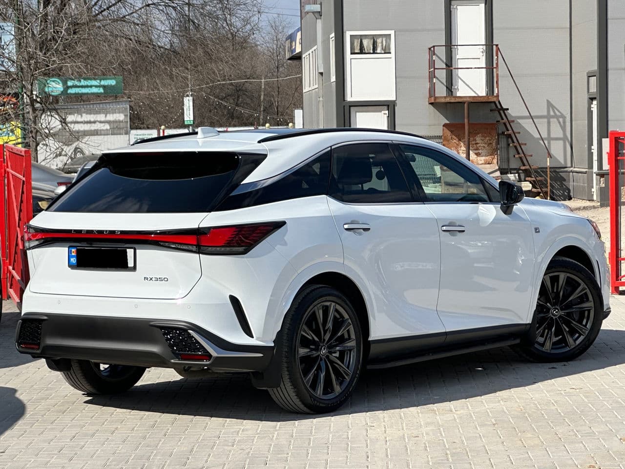 Lexus RX 350 2022 — Миниатюра 2
