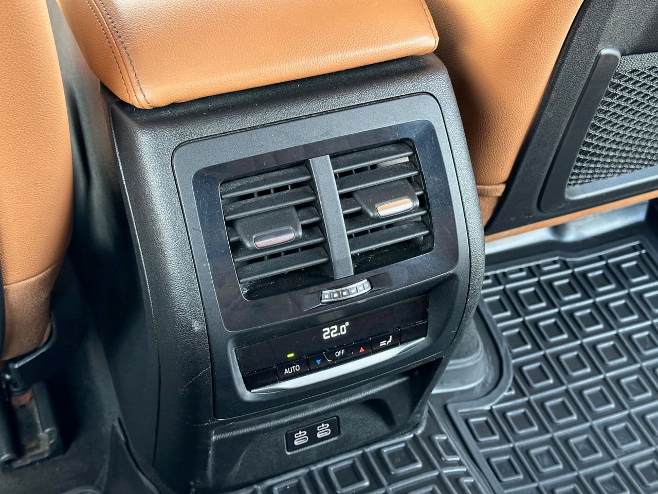 2021 BMW X3 3.0e — Miniatură 13
