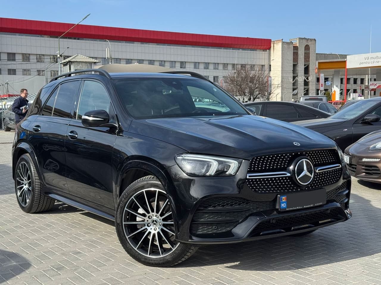 Mercedes GLE 300d 2023 — Миниатюра 3