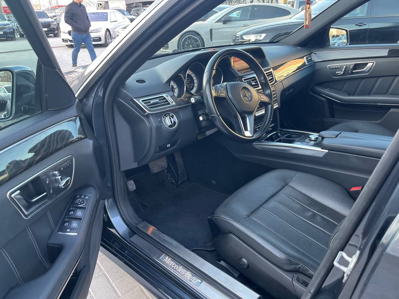 Mercedes E 250 2013 — Миниатюра 7