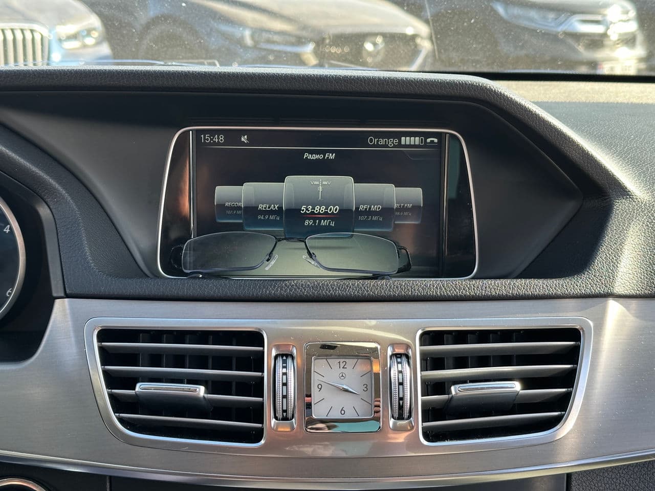Mercedes E 220 2015 — Миниатюра 9