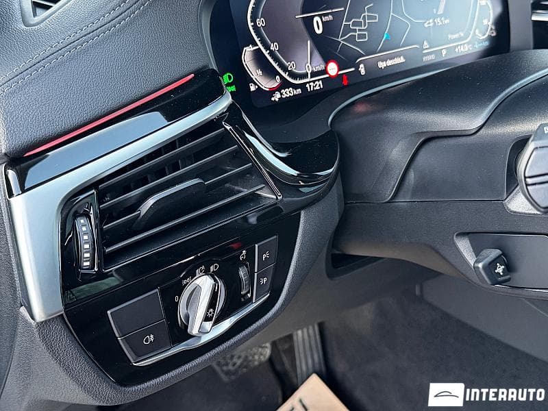 BMW 530e 2021 — Миниатюра 11