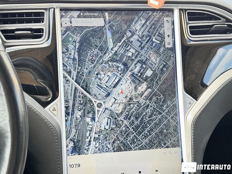 Tesla Model S 2015 — Миниатюра 9